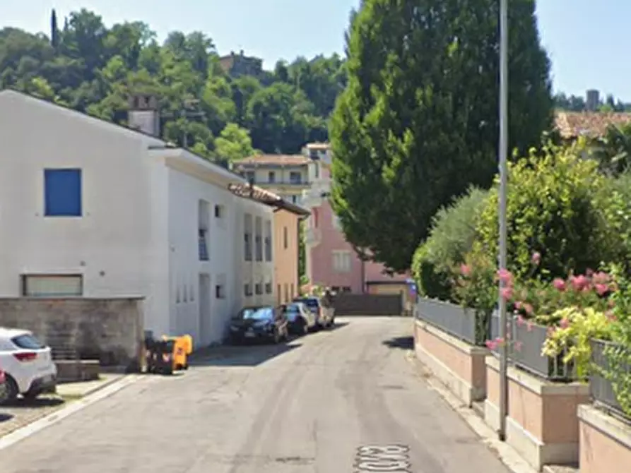 Immagine 21 di Appartamento in vendita  in Via Antonio Canova  a Conegliano