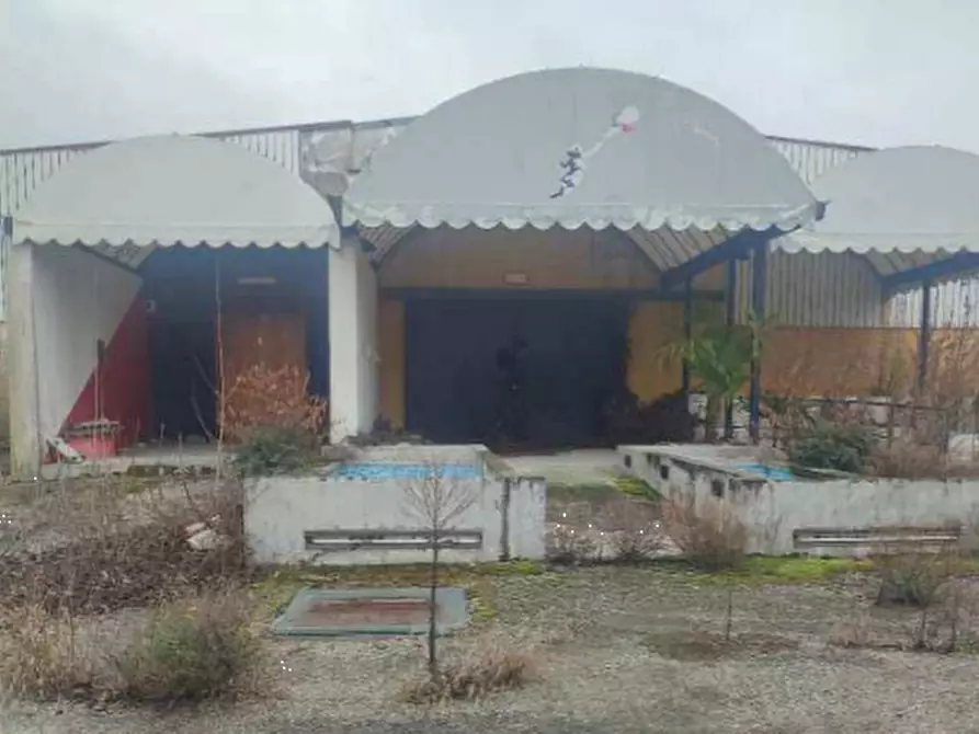 Immagine 1 di Capannone industriale in vendita  in Via M. Porgeit a Vajont