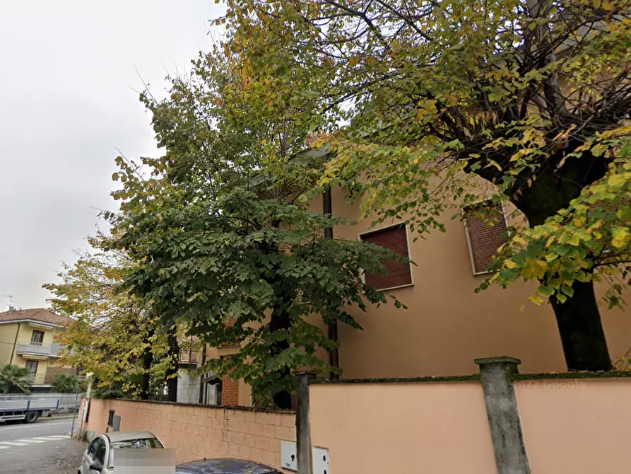 Immagine 5 di Appartamento in vendita  in Via puccini a Brugherio