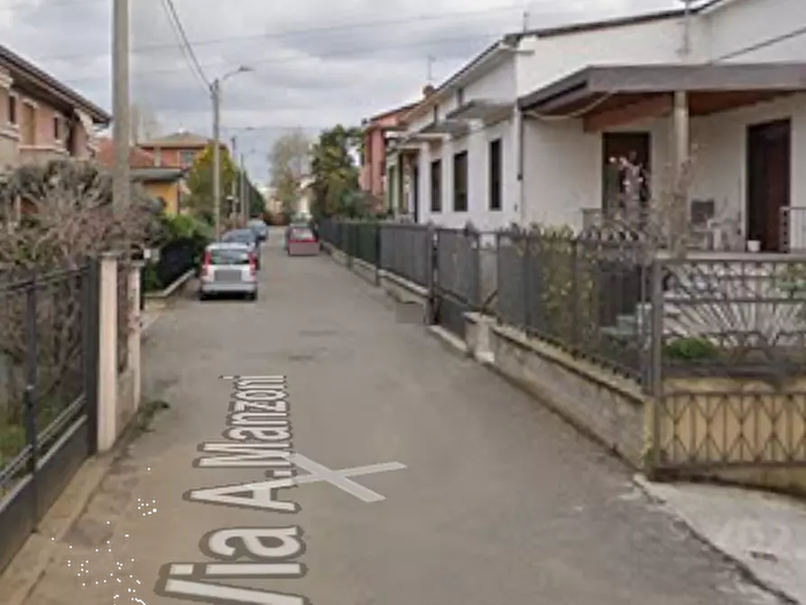 Immagine 14 di Appartamento in vendita  in Via Manzoni a Macherio