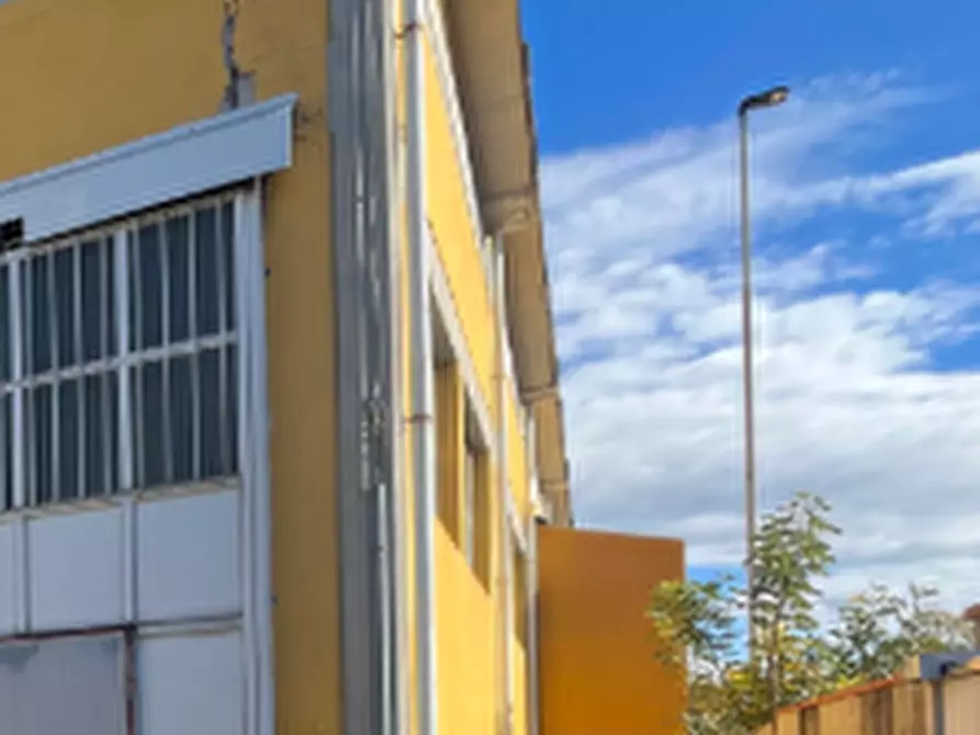 Immagine 8 di Capannone industriale in vendita  in Via Aristide Gabelli a Pistoia