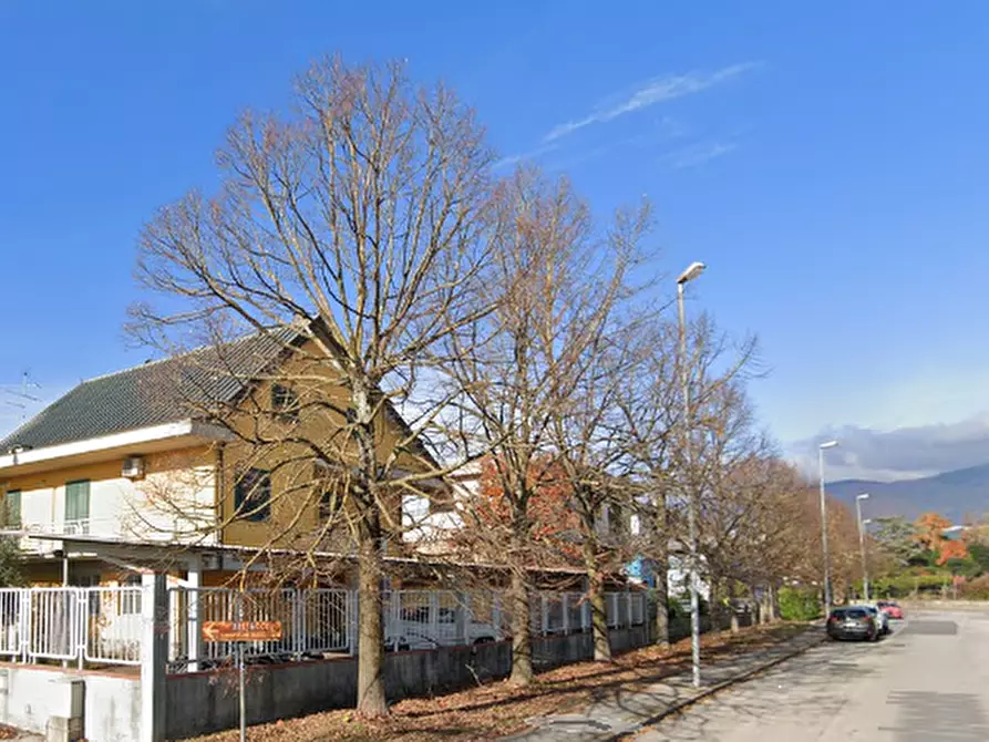 Immagine 5 di Capannone industriale in vendita  in Via Aristide Gabelli a Pistoia