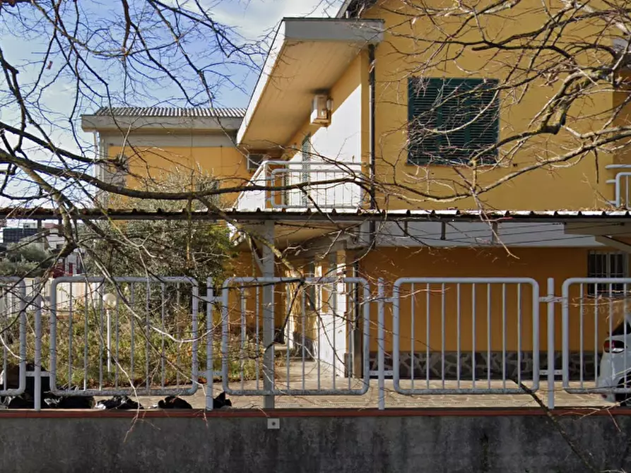 Immagine 1 di Capannone industriale in vendita  in Via Aristide Gabelli a Pistoia