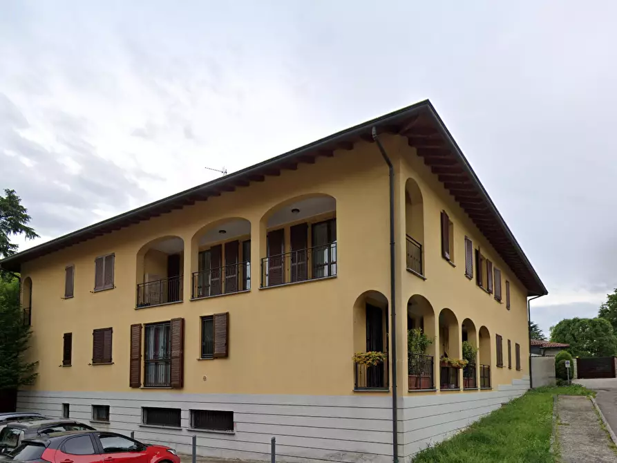 Immagine 11 di Appartamento in vendita  in Via Montegrappa a Cabiate