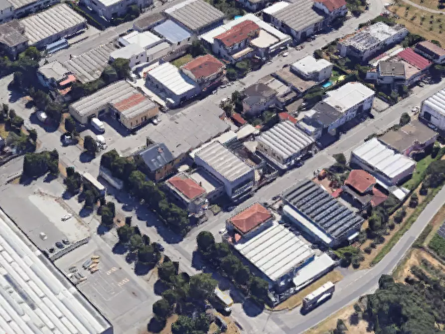 Immagine 13 di Capannone industriale in vendita  in Via Aristide Gabelli a Pistoia