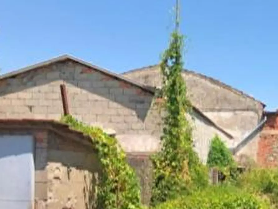 Immagine 5 di Capannone industriale in vendita  in Via Bassa della Vergine a Pistoia