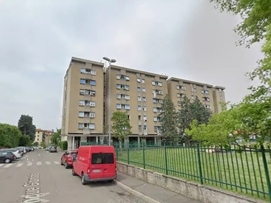 Immagine 6 di Appartamento in vendita  in Via Cinque Giornate a Solaro