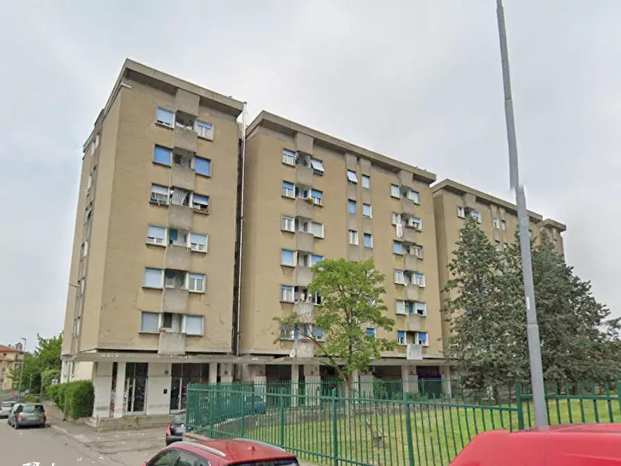 Immagine 7 di Appartamento in vendita  in Via Cinque Giornate a Solaro