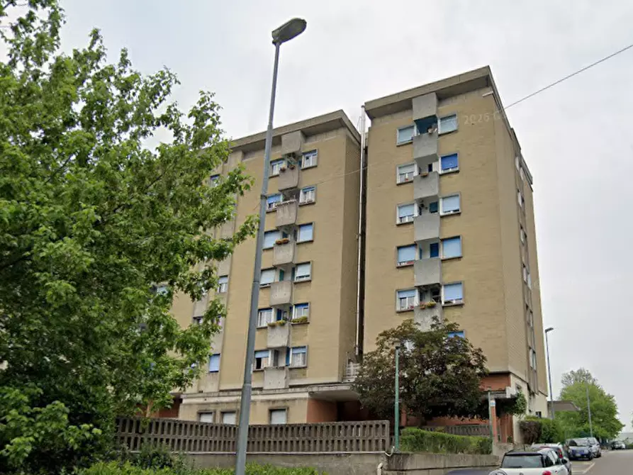 Immagine 11 di Appartamento in vendita  in Via Cinque Giornate a Solaro