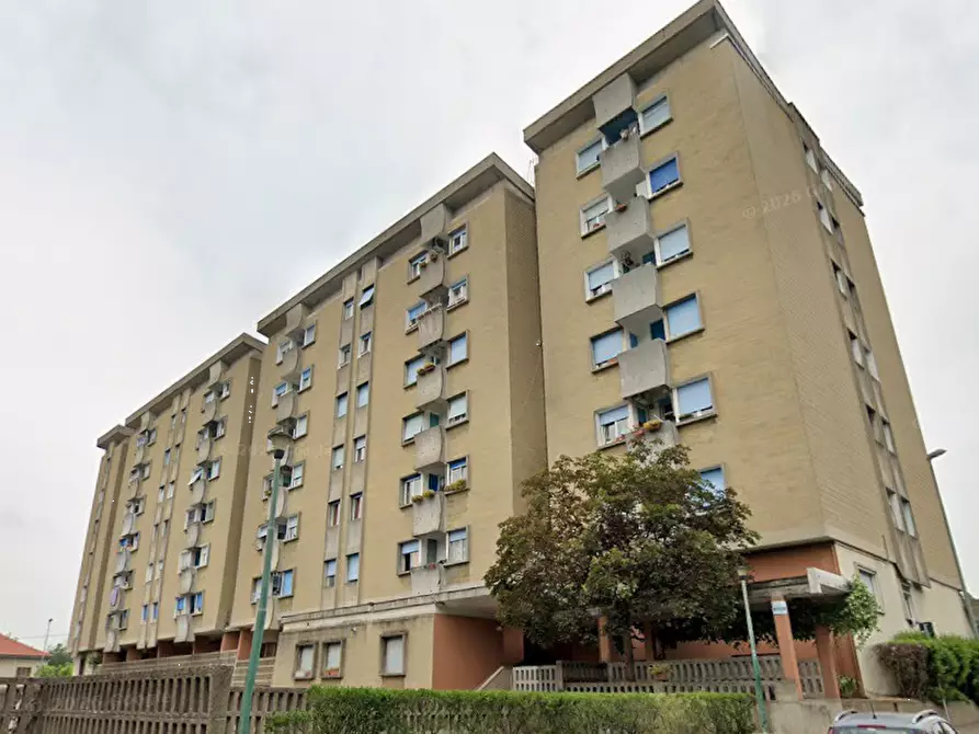 Immagine 13 di Appartamento in vendita  in Via Cinque Giornate a Solaro