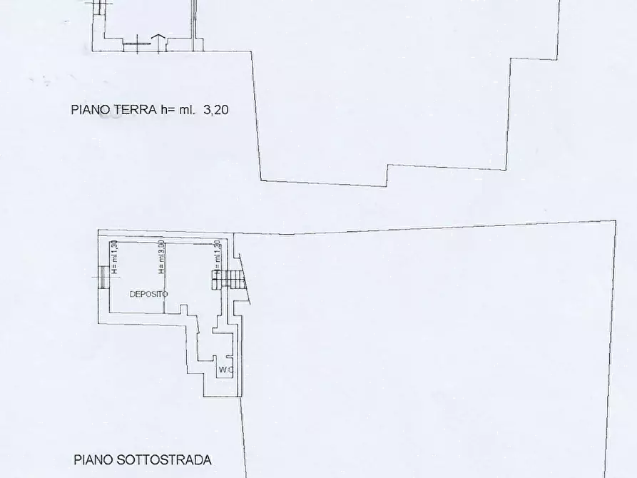 Immagine 13 di Negozio in vendita  in Via Dante Alighieri a Mandello Del Lario