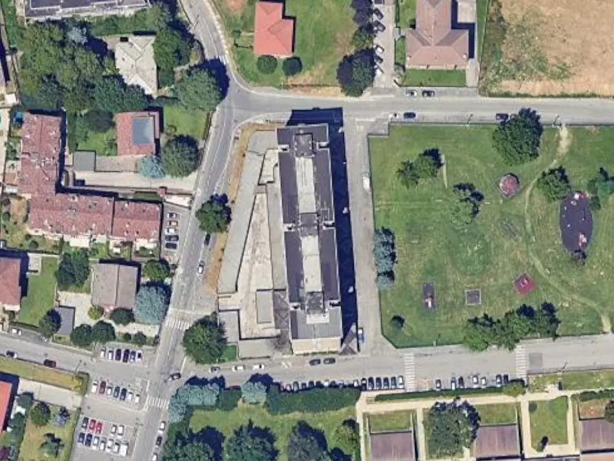 Immagine 19 di Appartamento in vendita  in Via Cinque Giornate a Solaro