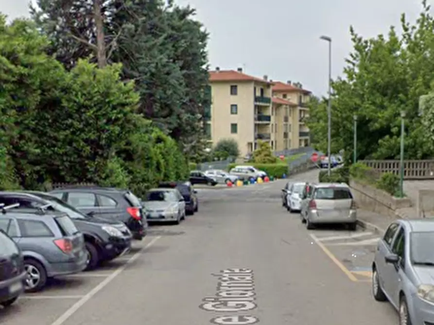 Immagine 27 di Appartamento in vendita  in Via Cinque Giornate a Solaro
