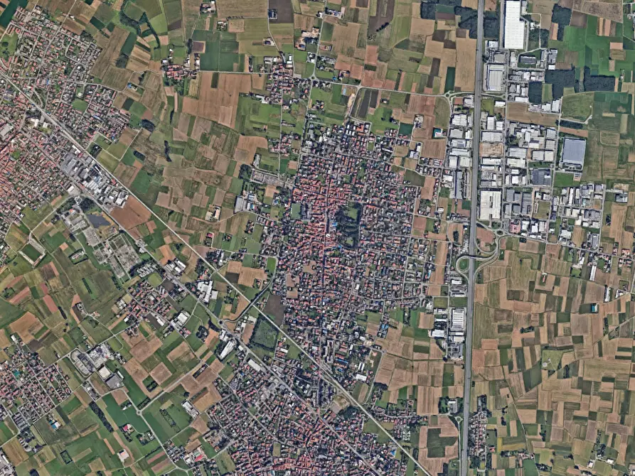 Immagine 21 di Villa in vendita  in Via IV Novembre a Turate