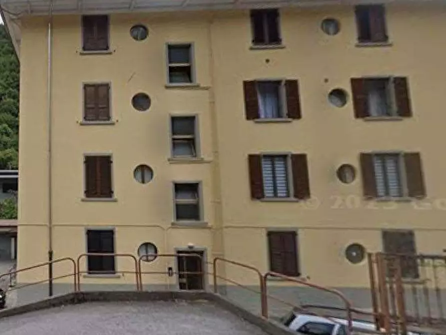 Immagine 7 di Appartamento in vendita  in Via Cinque Martiri a Vertova