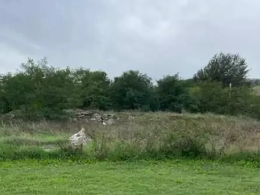 Immagine 1 di Terreno edificabile in vendita  in Via Nazionale a Vallefoglia