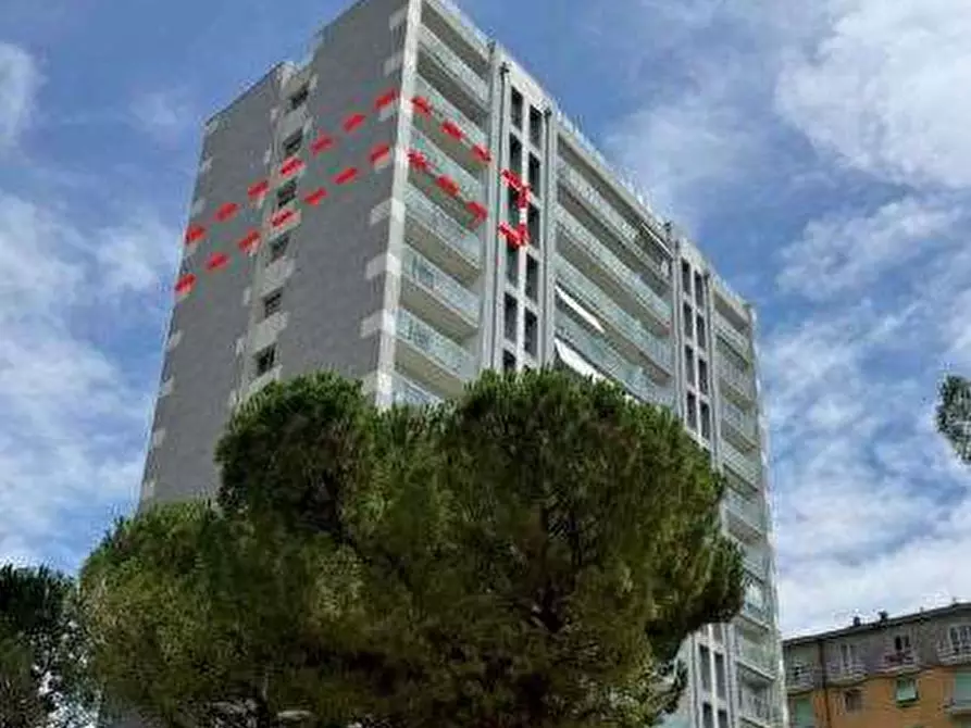 Immagine 1 di Appartamento in vendita  in Piazzale dei Cappuccini a Lecco