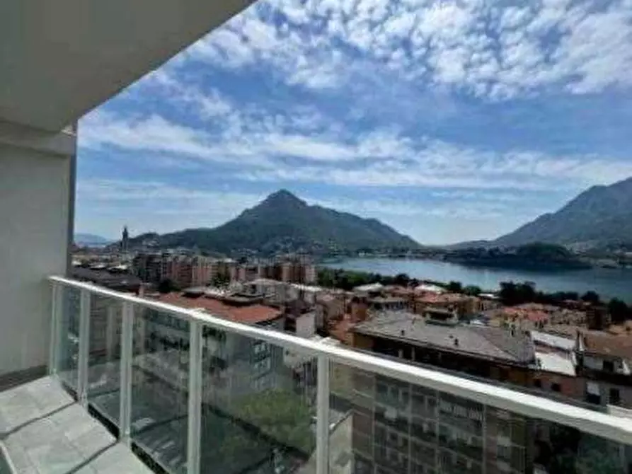 Immagine 5 di Appartamento in vendita  in Piazzale dei Cappuccini a Lecco