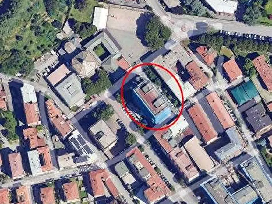 Immagine 9 di Appartamento in vendita  in Piazzale dei Cappuccini a Lecco