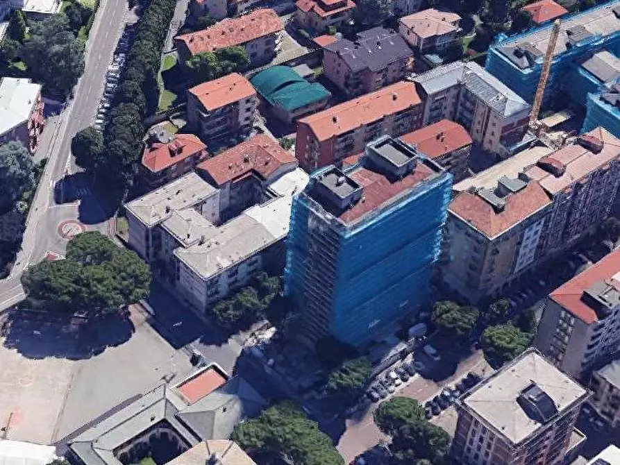 Immagine 15 di Appartamento in vendita  in Piazzale dei Cappuccini a Lecco