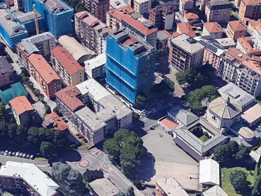 Immagine 16 di Appartamento in vendita  in Piazzale dei Cappuccini a Lecco
