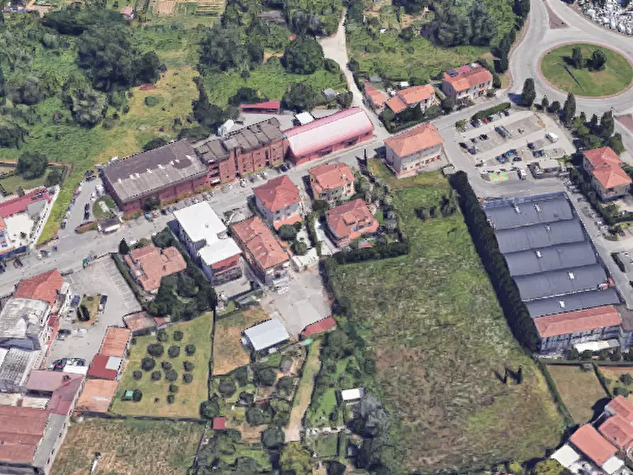 Immagine 27 di Appartamento in vendita  in Via Erbosa a Pistoia