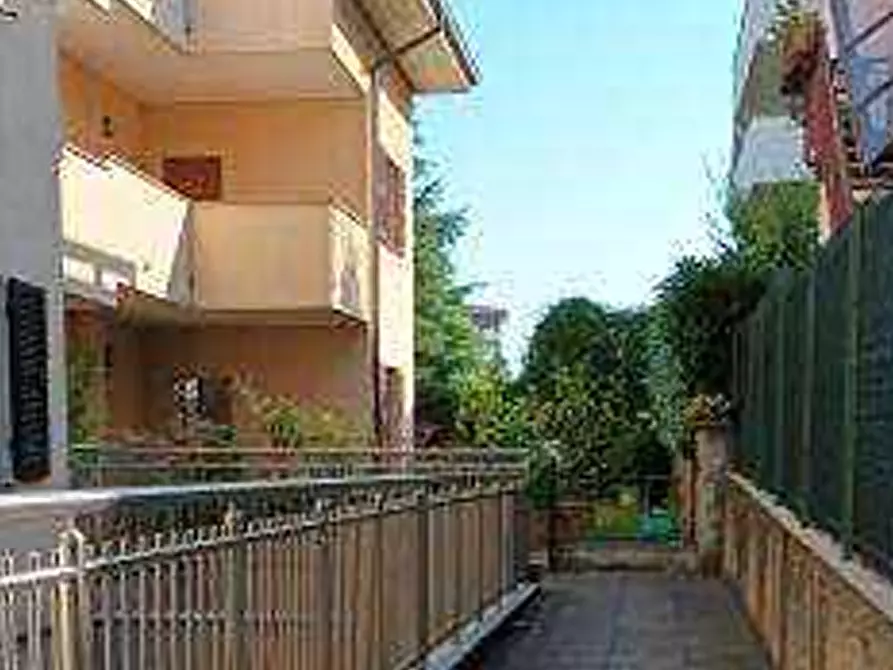 Immagine 2 di Appartamento in vendita  in Via Armando Diaz a Bernareggio