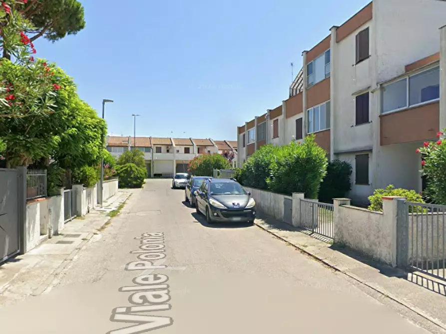 Immagine 16 di Appartamento in vendita  in Viale polonia  a Comacchio