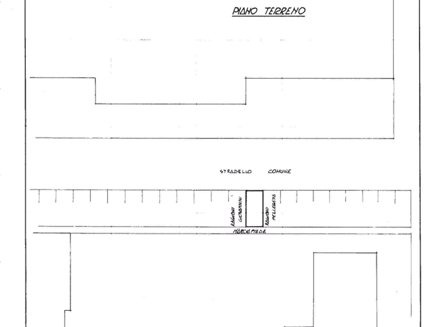Immagine 29 di Appartamento in vendita  in Viale polonia  a Comacchio