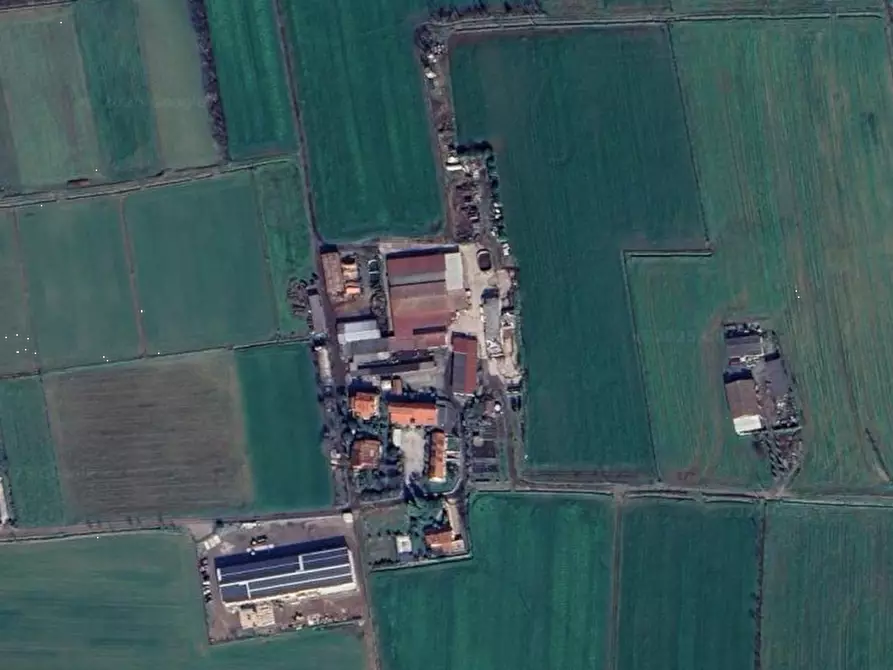 Immagine 15 di Appartamento in vendita  in  Via Treviglio  a Pontirolo Nuovo