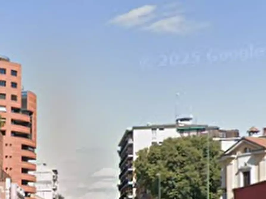 Immagine 10 di Garage in vendita  in Viale Antonio Gramsci a Sesto San Giovanni