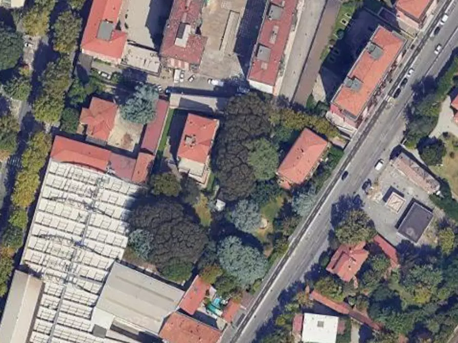 Immagine 2 di Garage in vendita  in Viale Antonio Gramsci a Sesto San Giovanni