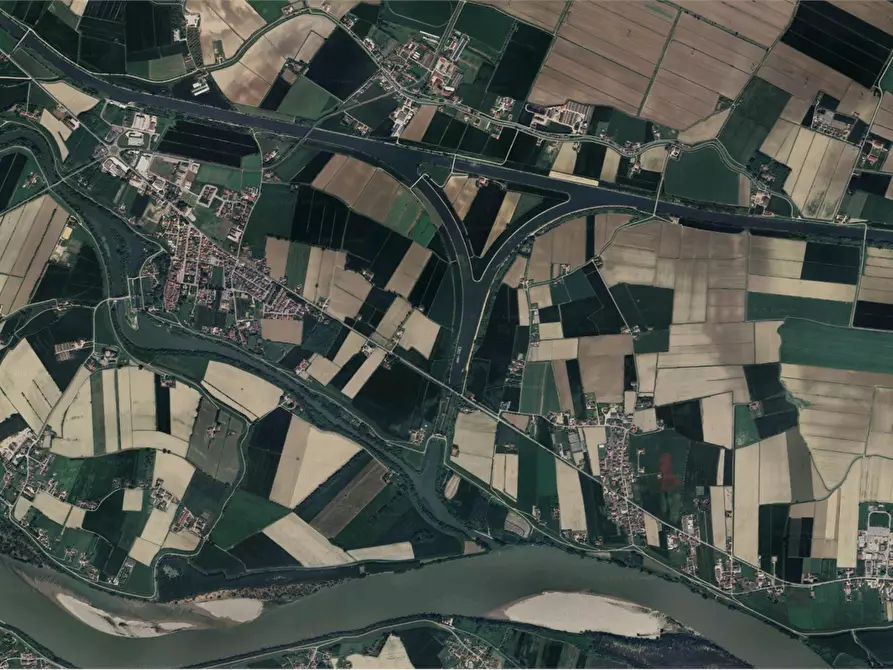 Immagine 16 di Porzione di casa in vendita  in Strada Ostigliese a Mantova