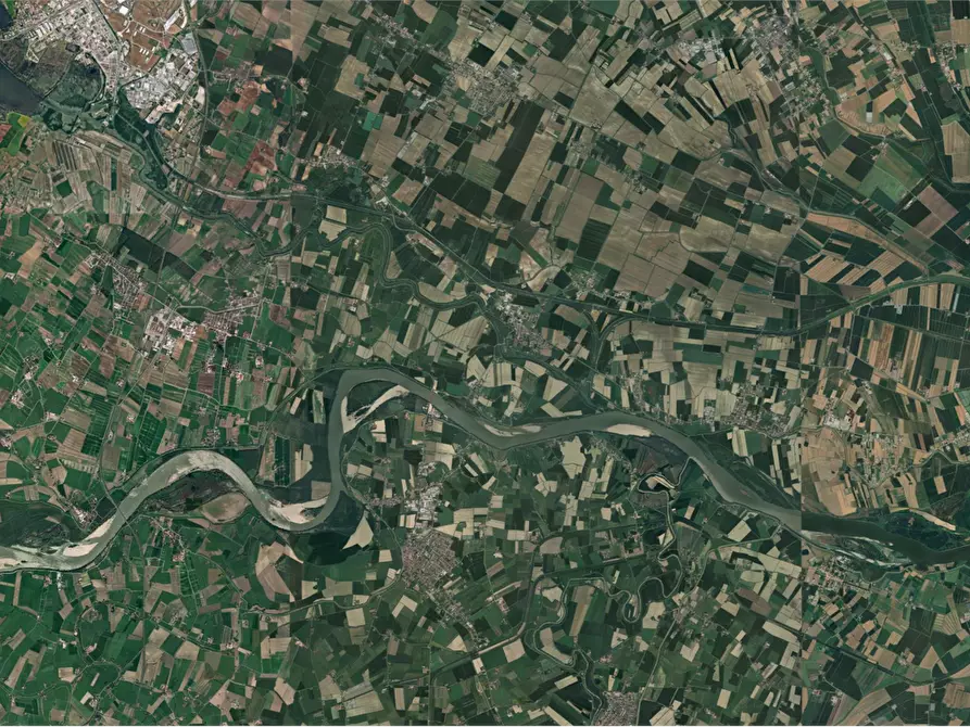 Immagine 17 di Porzione di casa in vendita  in Strada Ostigliese a Mantova