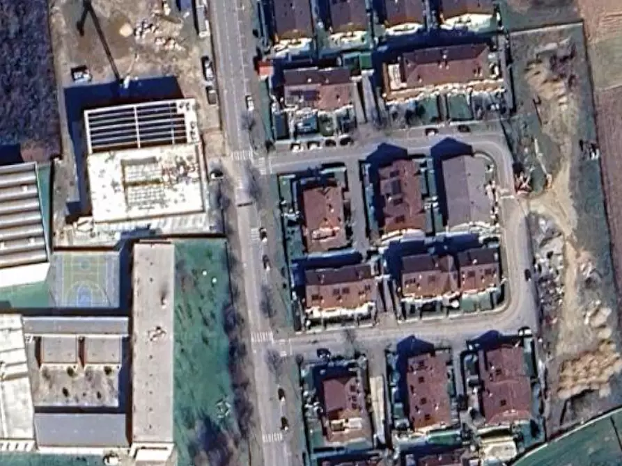 Immagine 13 di Casa indipendente in vendita  in Via F. Nullo a Bonate Sopra