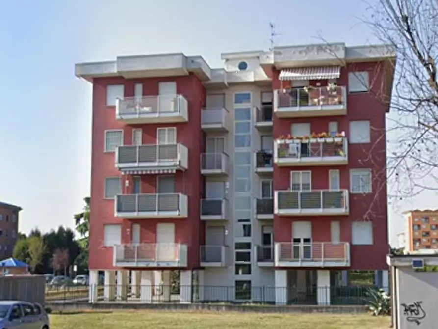 Immagine 13 di Appartamento in vendita  in Via Paolo Borsellino a Garbagnate Milanese