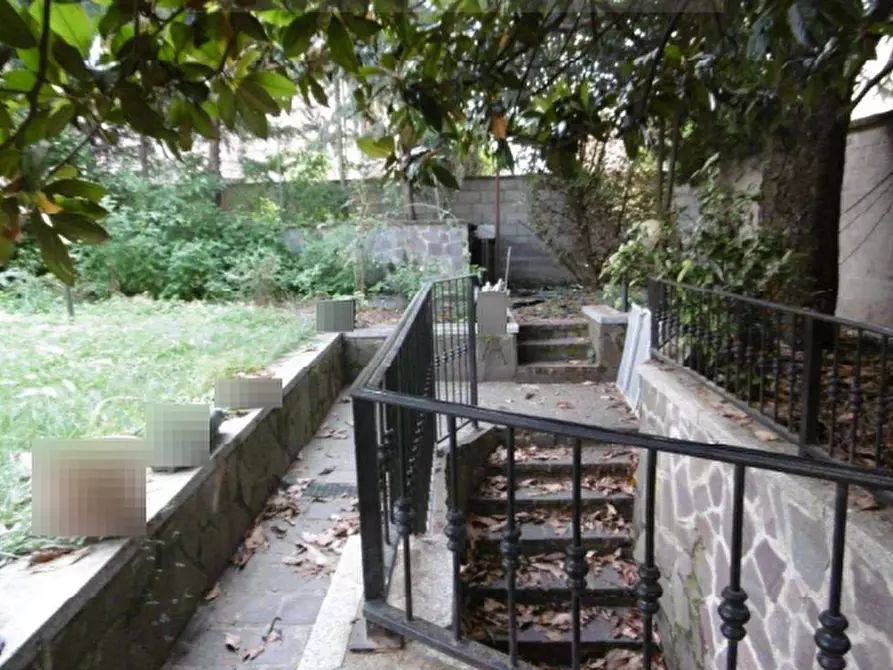 Immagine 13 di Villa in vendita  in Corso Italia a Bovisio-Masciago