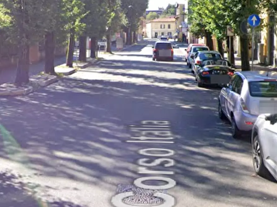 Immagine 15 di Villa in vendita  in Corso Italia a Bovisio-Masciago