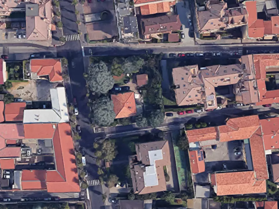 Immagine 23 di Villa in vendita  in Corso Italia a Bovisio-Masciago