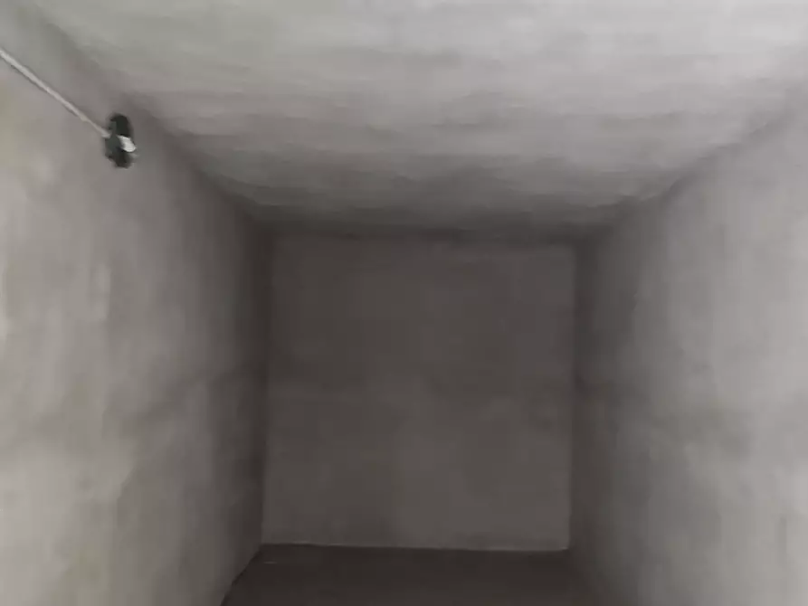 Immagine 9 di Garage in vendita  in Via Piero Gobetti a Garbagnate Milanese