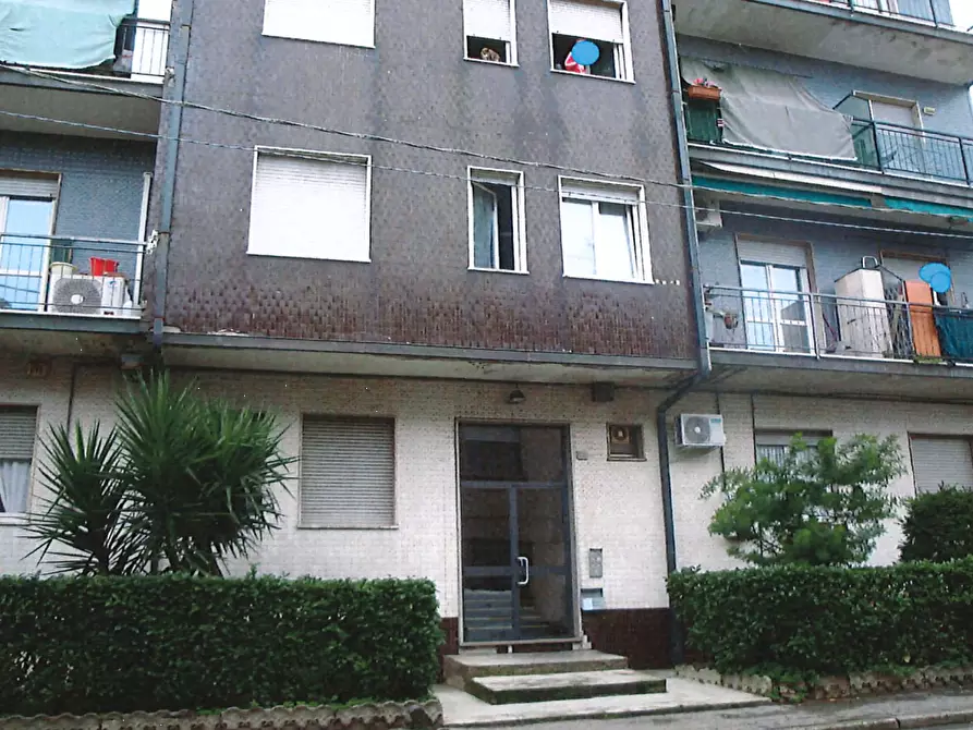 Immagine 1 di Appartamento in vendita  in Via Niccolò Macchiavelli a Limbiate