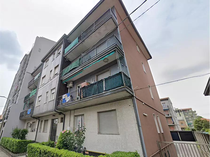 Immagine 6 di Appartamento in vendita  in Via Niccolò Macchiavelli a Limbiate