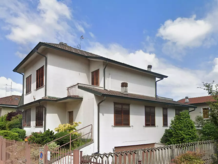 Immagine 4 di Villa in vendita  in Via Legnano  a Peschiera Borromeo
