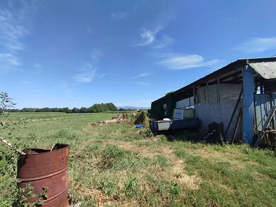 Immagine 1 di Terreno agricolo in vendita  in Via Treviglio a Pontirolo Nuovo