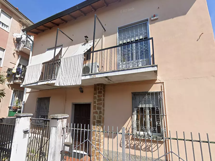 Immagine 2 di Appartamento in vendita  in Via Seggiano a Pioltello