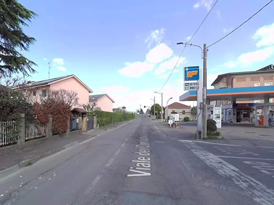 Immagine 13 di Garage in vendita  in Via dei Combattenti a Muggiò