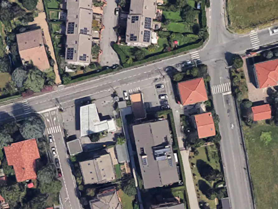 Immagine 15 di Garage in vendita  in Via dei Combattenti a Muggiò