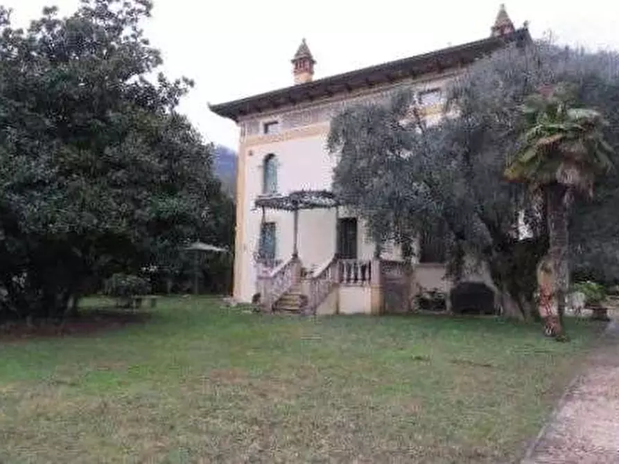 Immagine 1 di Villa in vendita  in Via Pozzo dell'Amore a Affi