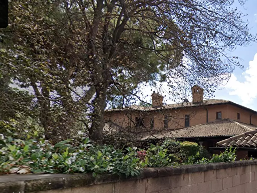 Immagine 15 di Villa in vendita  in Via Italia  a Muggiò