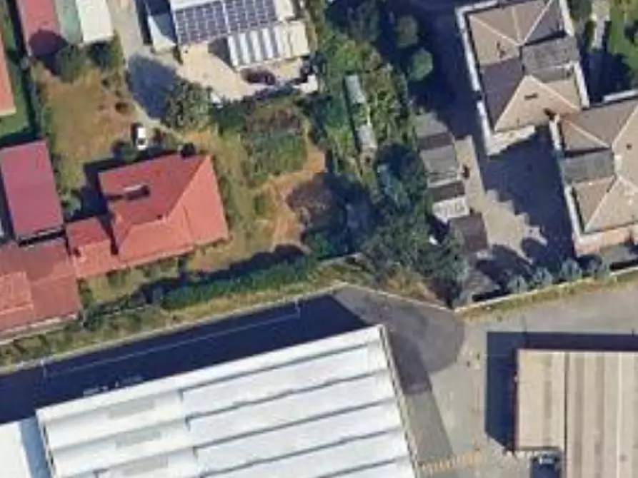 Immagine 25 di Villa in vendita  in Via Italia  a Muggiò